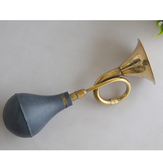 IndianArtVilla Brass Old Style Car Horn with Rubber Hand Pump|Noise Maker Decorative Gift Item