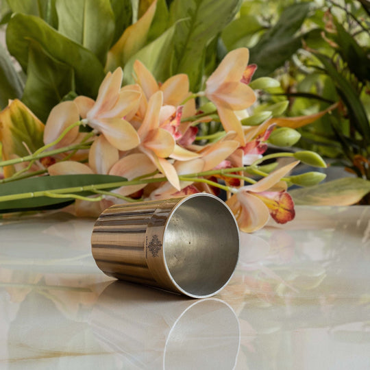 IndianArtVilla Handcrafted Pure Brass Lining Design Tea Tumbler Glass