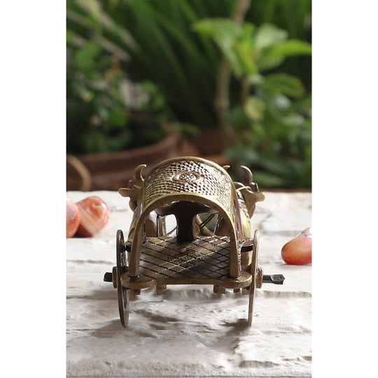 Indian Art Villa Brass Handcrafted Cart With Two Bull Showpiece Figurine, Home Hotel Office Decorative Item, Size-5.5x11.5 cm