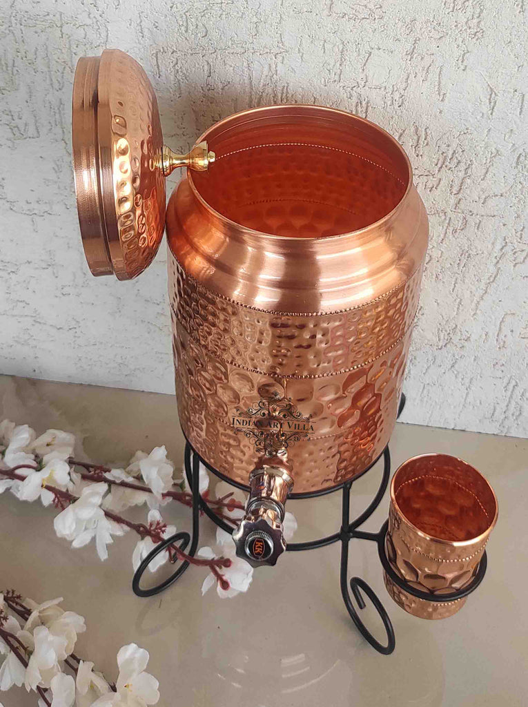 One should make it a habit of drinking water stored in copper utensils so as to keep themselves healthy.