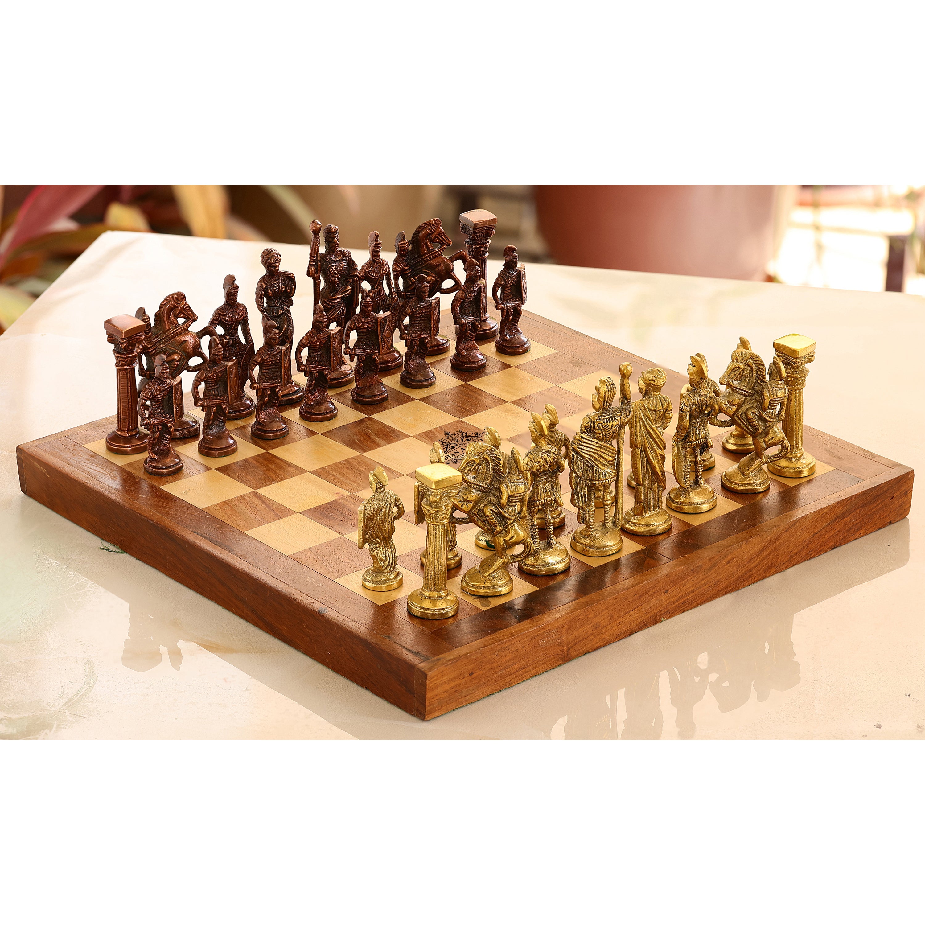 Get High-end Luxury Chess Sets Crafted By Skilled Artists