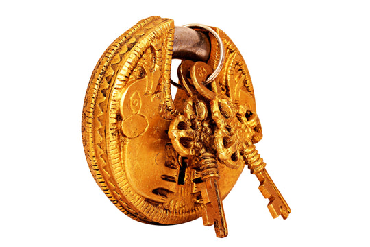IndianArtVilla Handmade Pure Brass Round Elephant Design Lock with 2 Keys